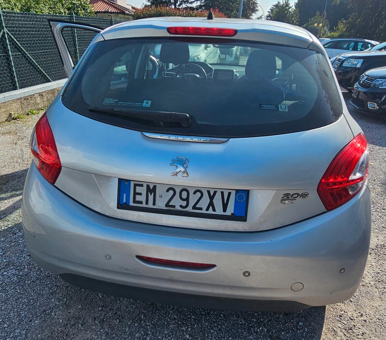 Peugeot 208 1.6 e-HDi 92 CV Stop&Start 5 porte Allure