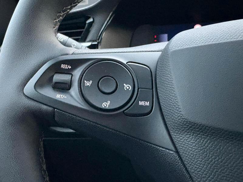 Opel Corsa 1.2 BENZ GS s&s 75cv ADATTA NEOPATENTATI