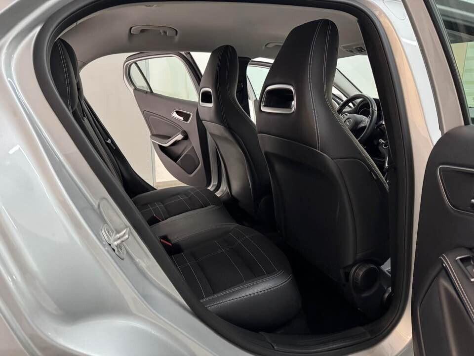 Mercedes-benz GLA 200 d Automatic Sport 2016