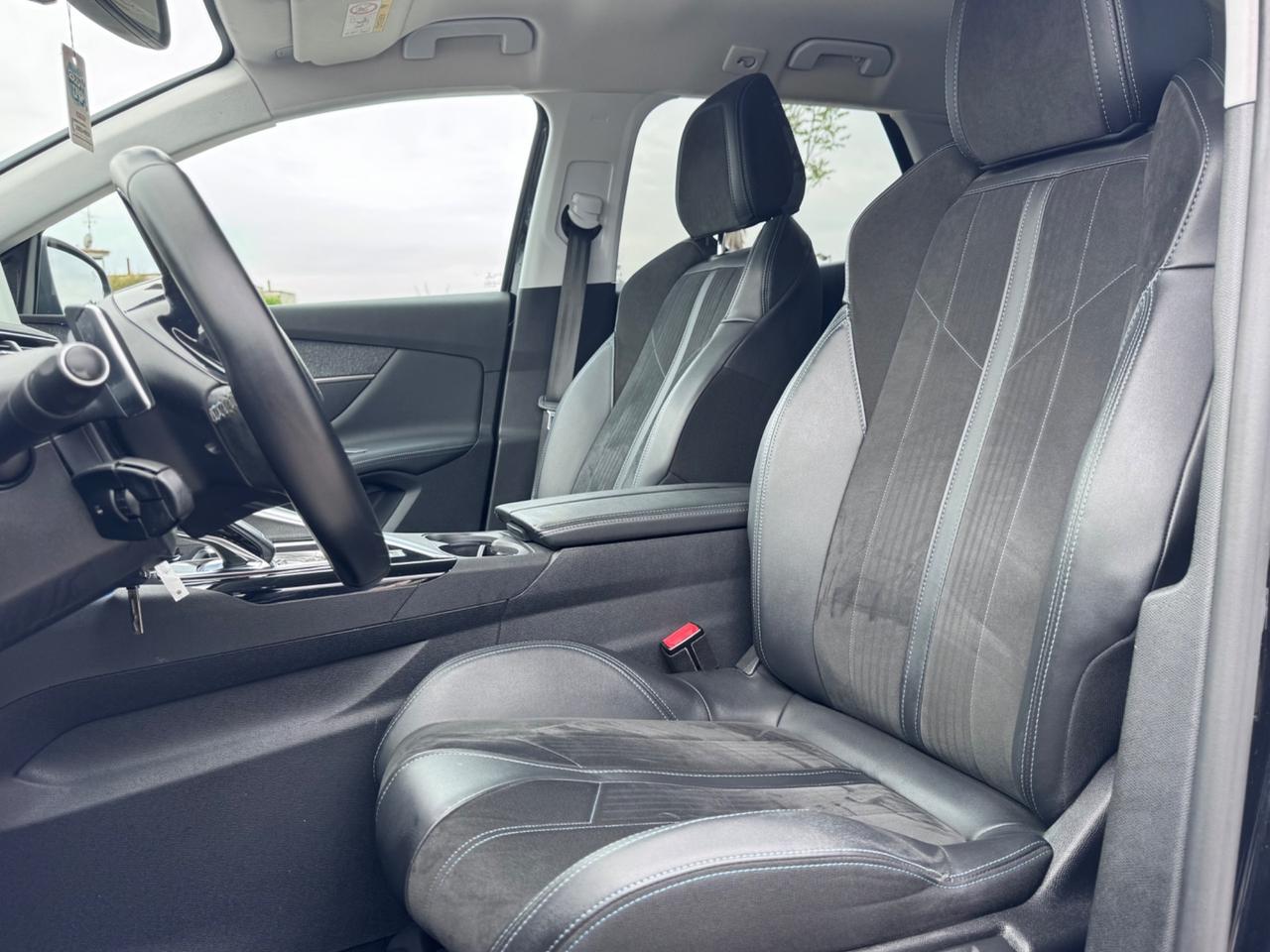 Peugeot 3008 BlueHDi 130 S&S Crossway
