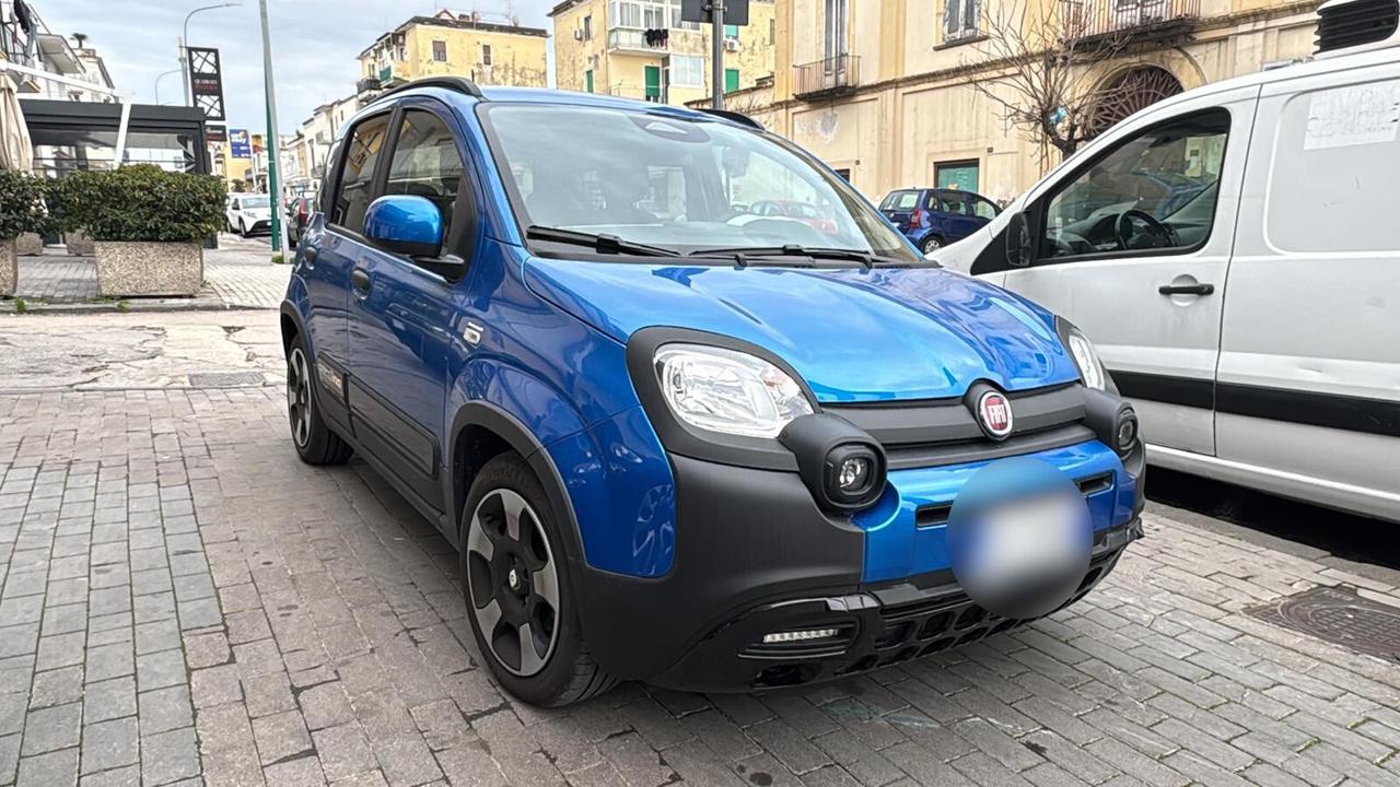 Fiat Panda Cross 1.0 FireFly S&S Hybrid USATO 2025