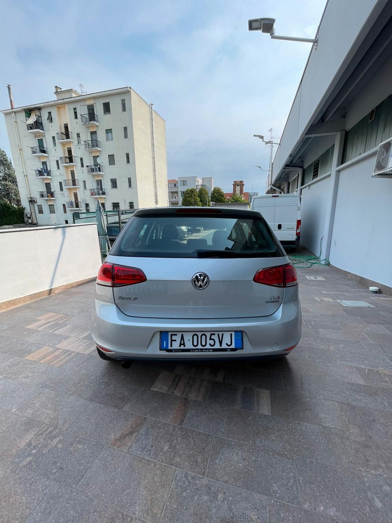 GOLF 7