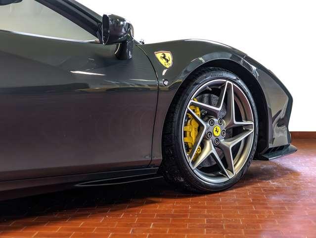Ferrari F8 Spider - Allestimento Speciale