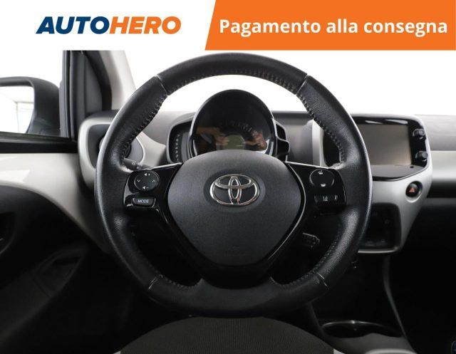 TOYOTA Aygo 1.0 VVT-i 69 CV 5 porte x-play TSS