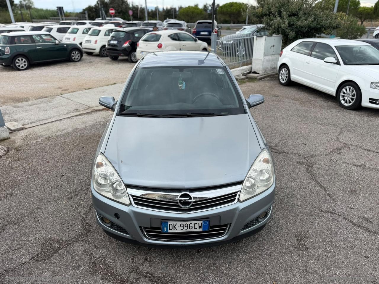 OPEL Astra 1.6 16V VVT 5p. Club