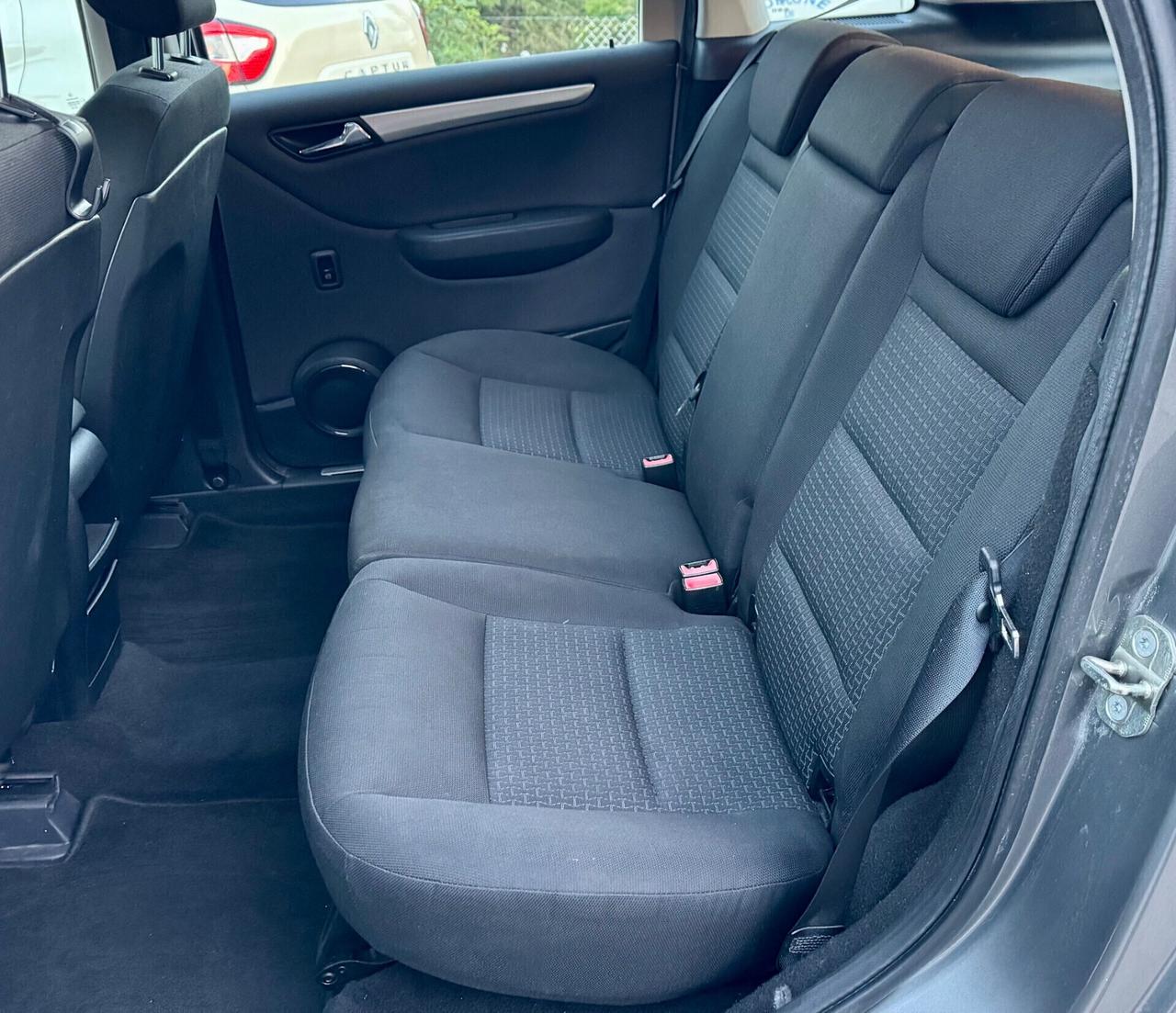 Mercedes-benz B 180 CDI Premium Ok Neopatentati