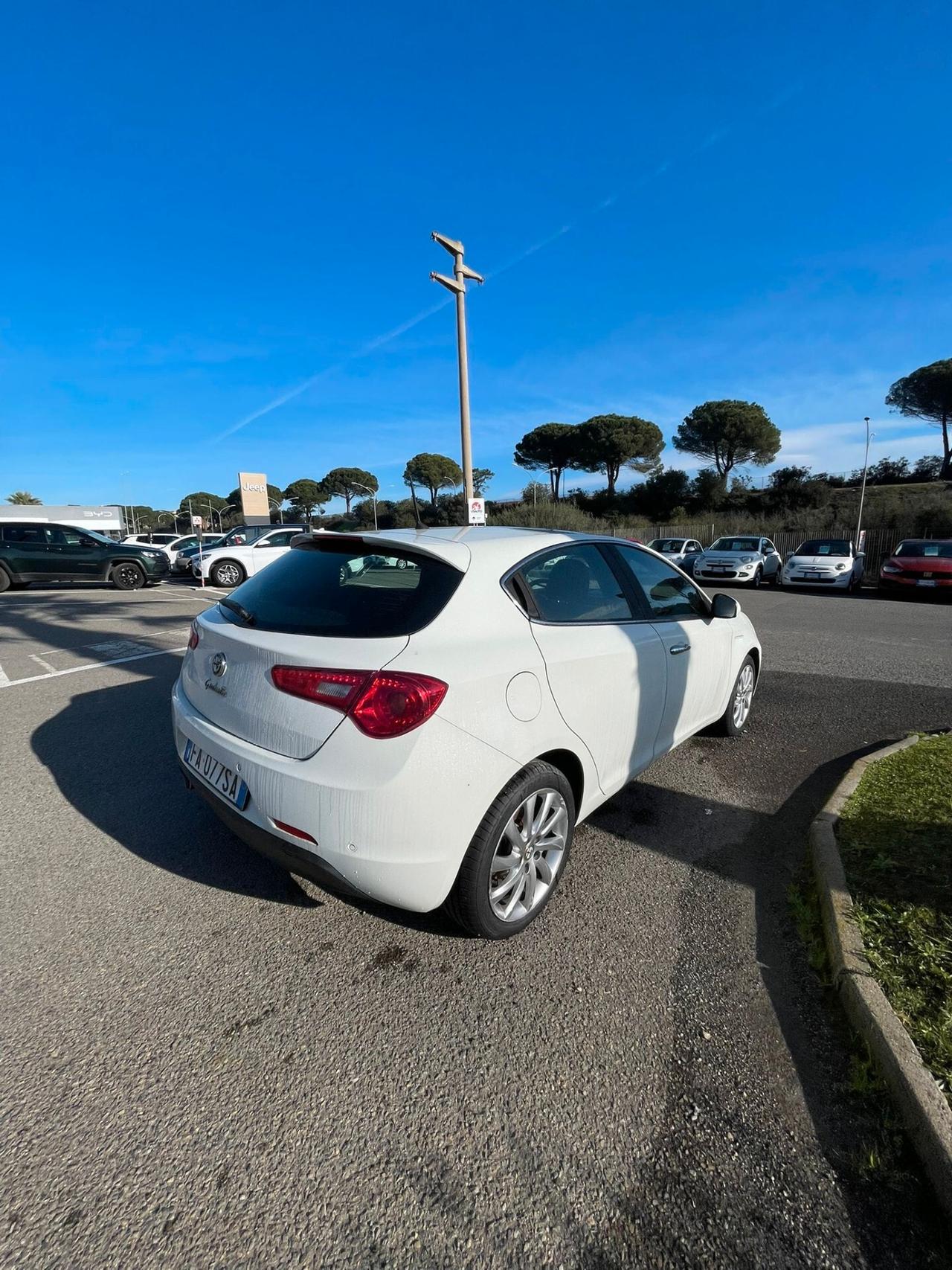 Alfa Romeo Giulietta 1.6 JTDm-2 120 CV Distinctive