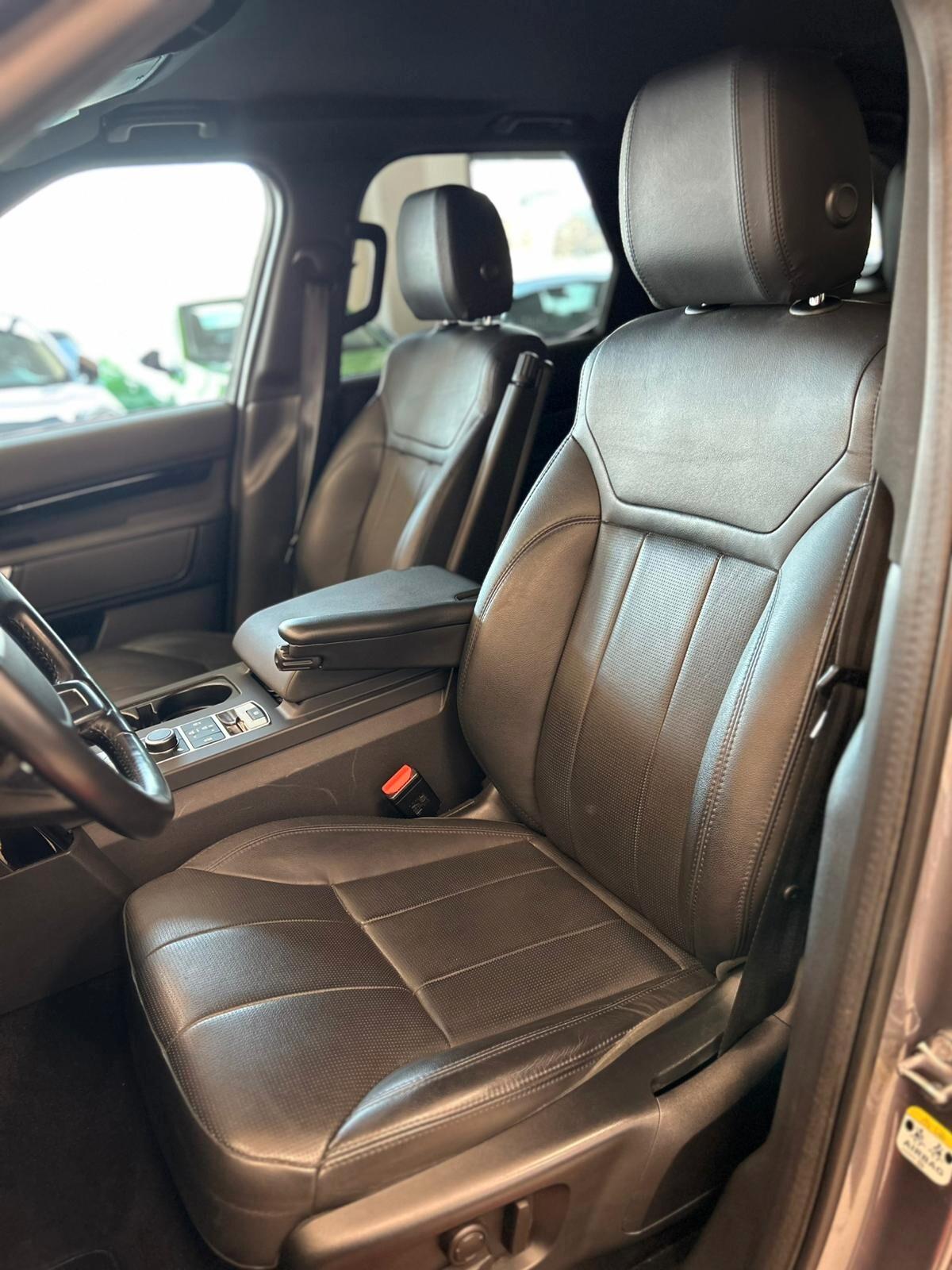 Land Rover Discovery 2.0 SD4 240 CV SE 7 POSTI