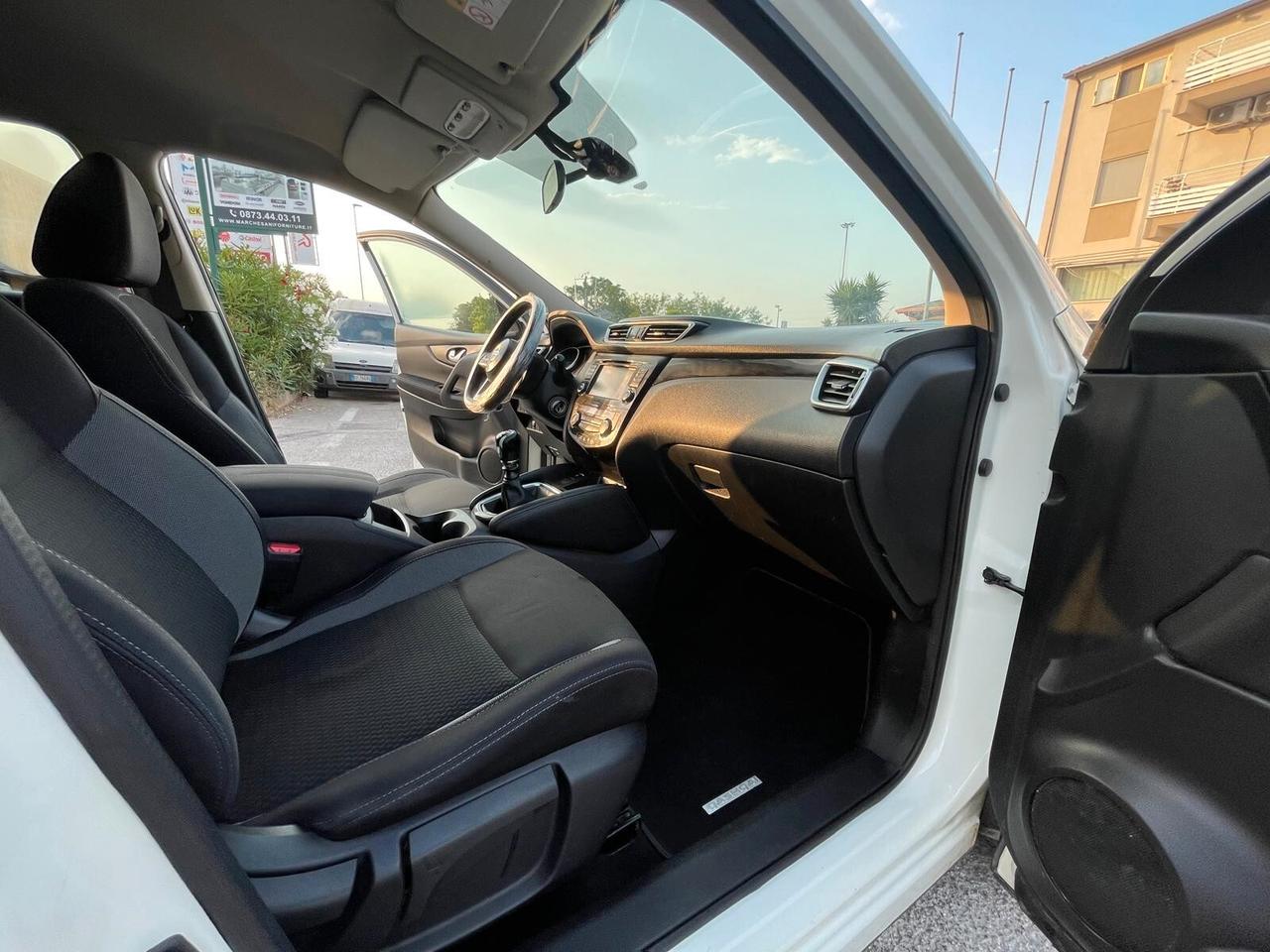 Nissan Qashqai 1.5 dCi Tekna