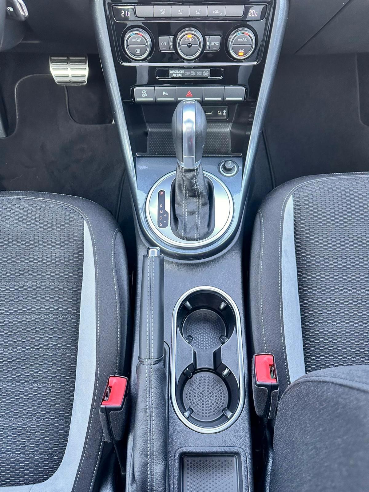 Volkswagen Maggiolino 2.0 TSI DSG Sport Rline BlueMotion Technology