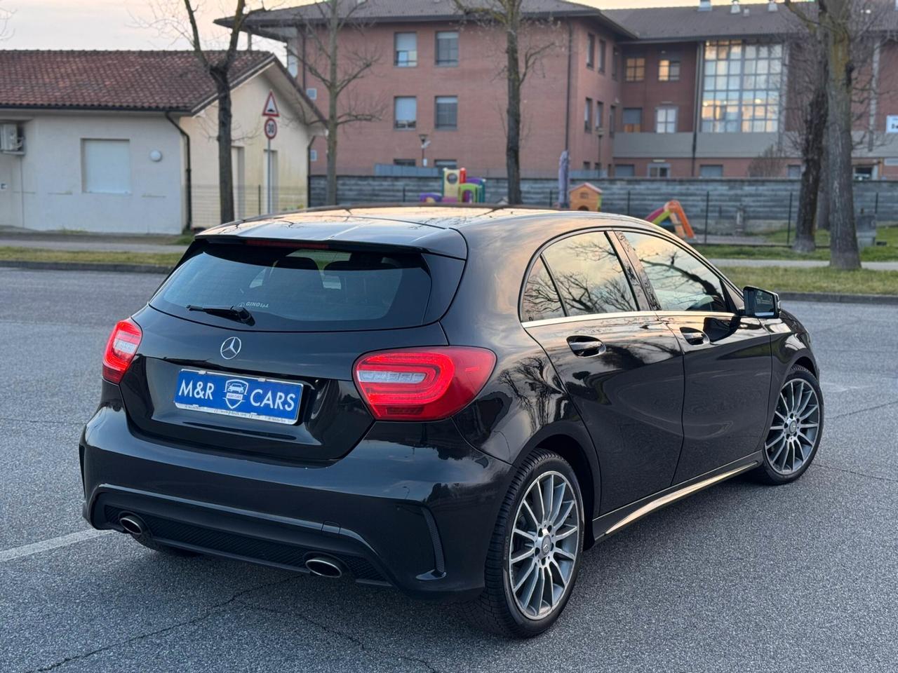 Mercedes-benz A 200 PAK AMG 70.000KM EURO6