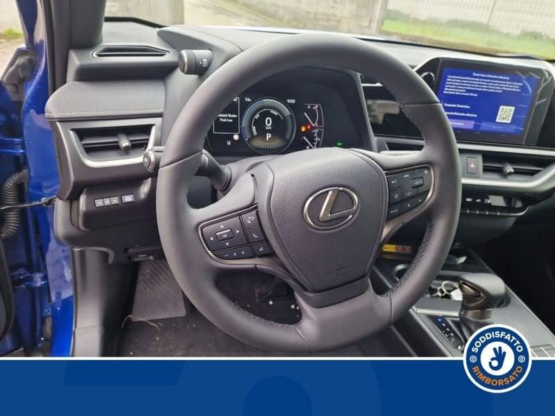 Lexus UX UX250H 2.0H ECVT 2WD DES MY23