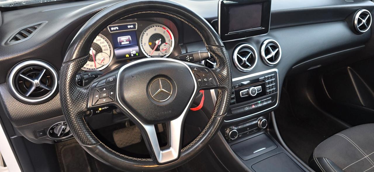 Mercedes-benz A 180 d Automatic Premium