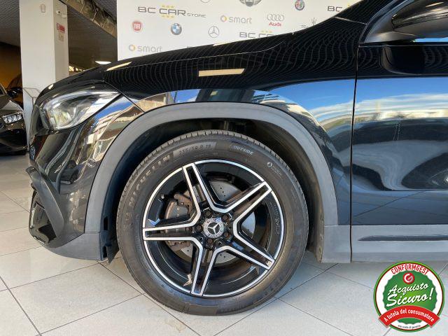 MERCEDES-BENZ GLA 200 d Auto Premium AMG *TETTO*NIGHT