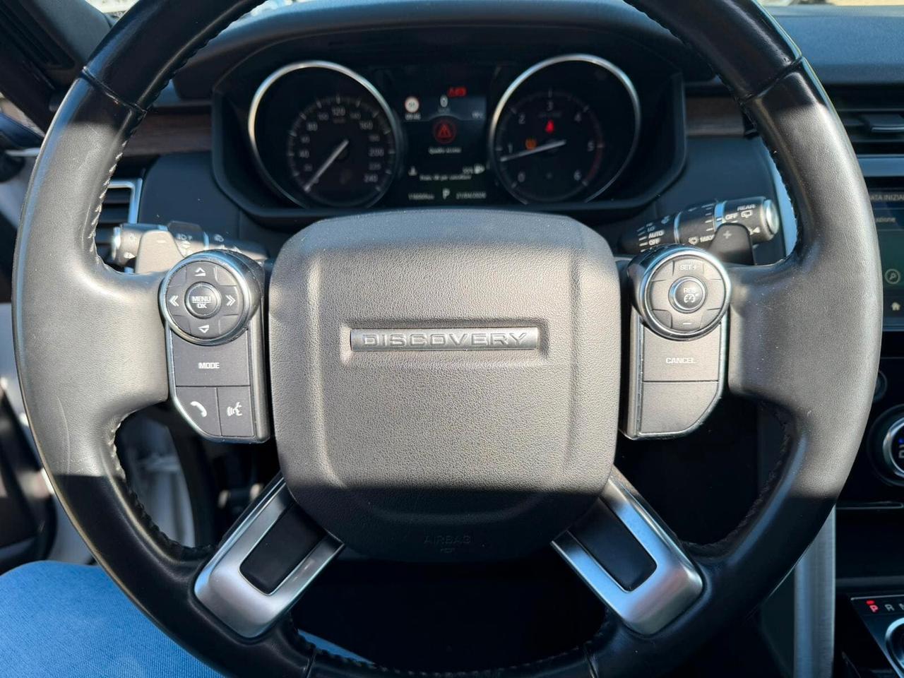 Land Rover Discovery 2.0 SD4 240 CV HSE Luxury -TETTO PANORAMICO-7POSTI