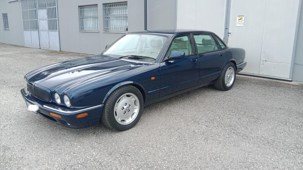 Jaguar XJ8 3.2 - ASI - allestimento sport