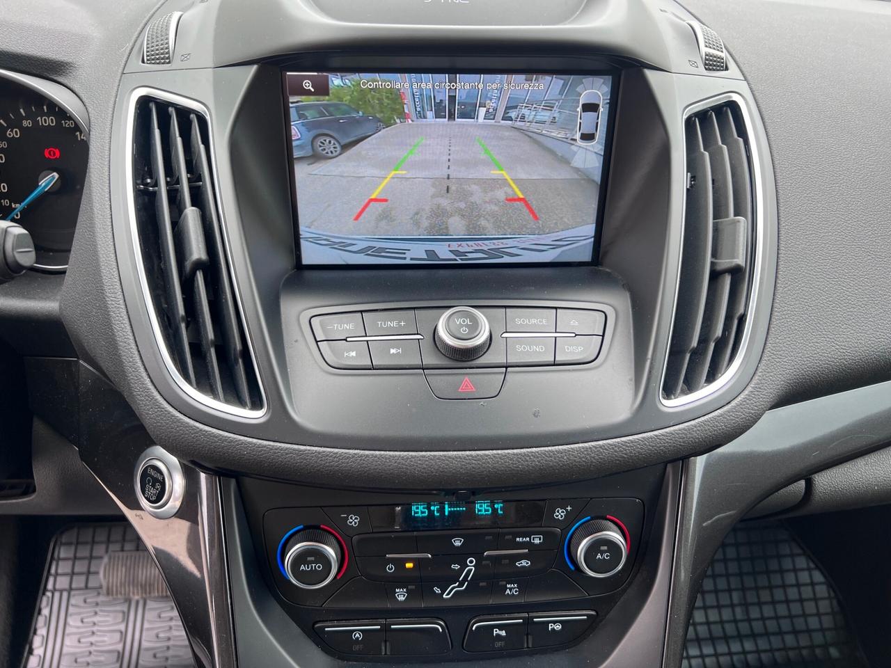 Ford C-Max 1.5 tdci 120cv Titanium AUTOMATICA!! NAVI/CAMERA