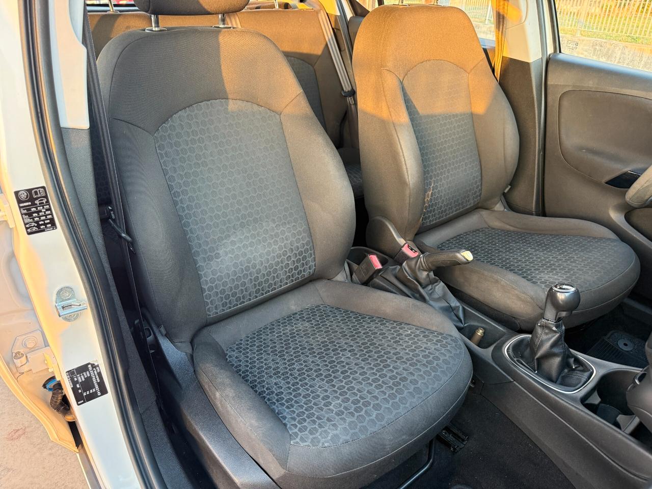 OPEL CORSA ANNO 2016 1.4 BENZ/GPL CASA MADRE 90CV