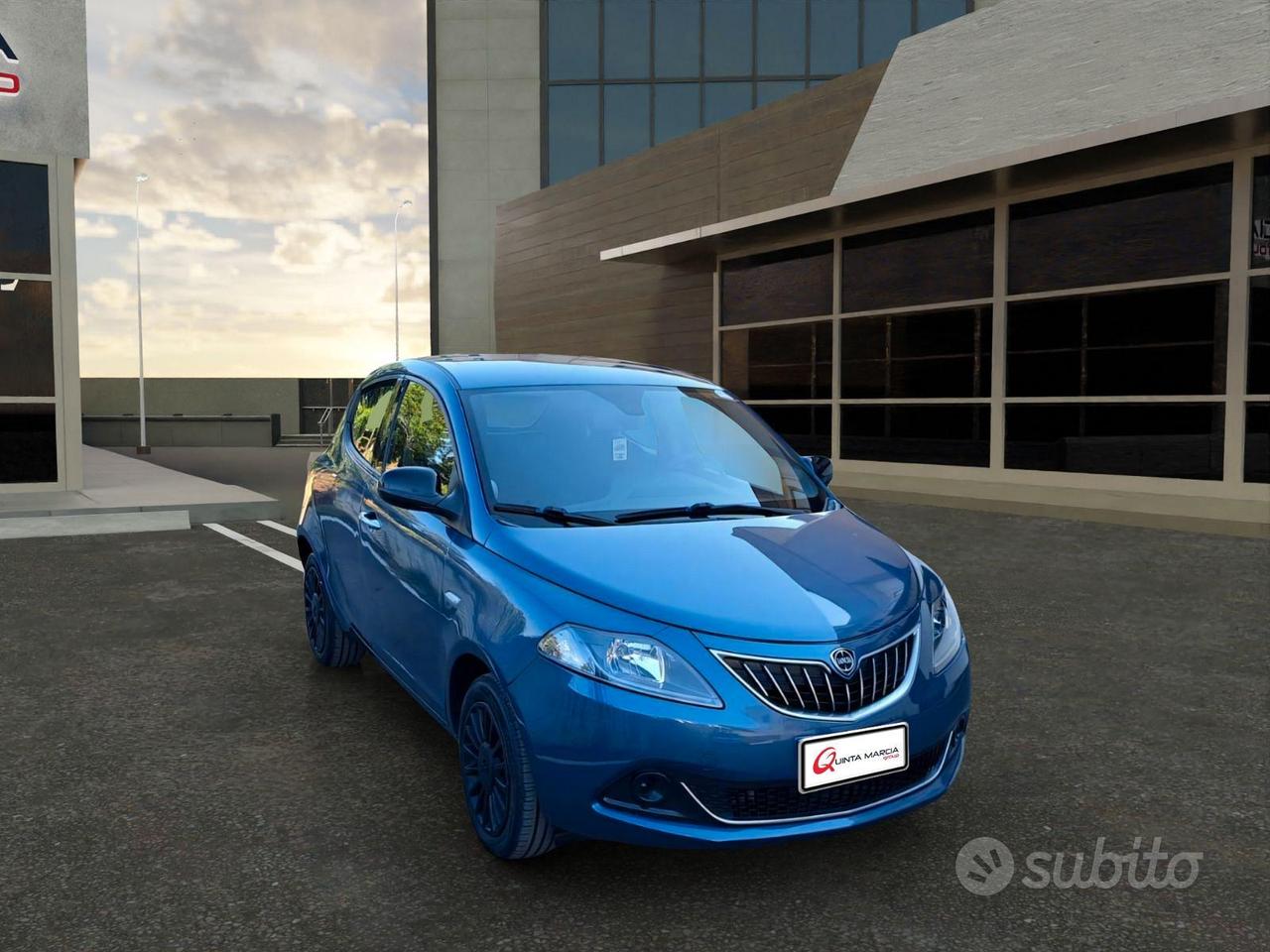 Lancia Ypsilon 1.0 FIREFLY HYBRID