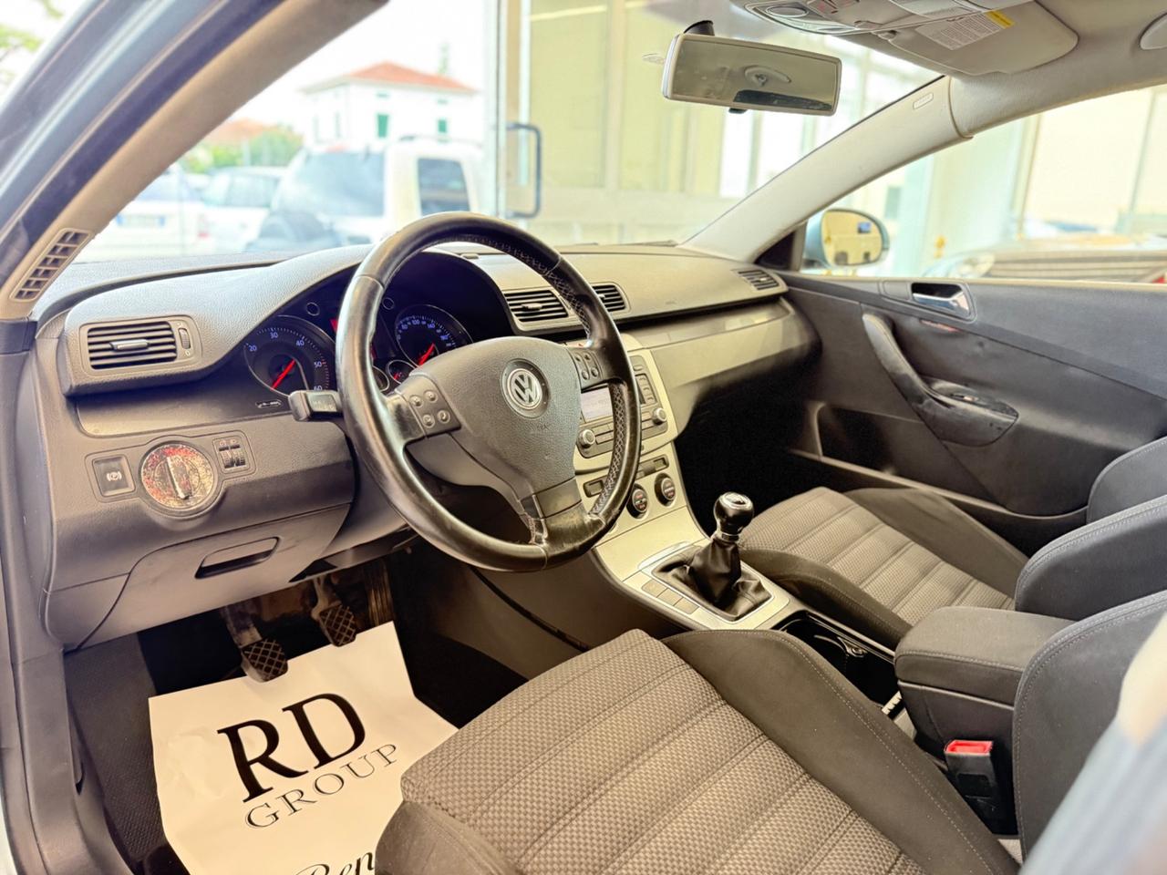 Volkswagen Passat 2.0 16V TDI Sportline 140cv