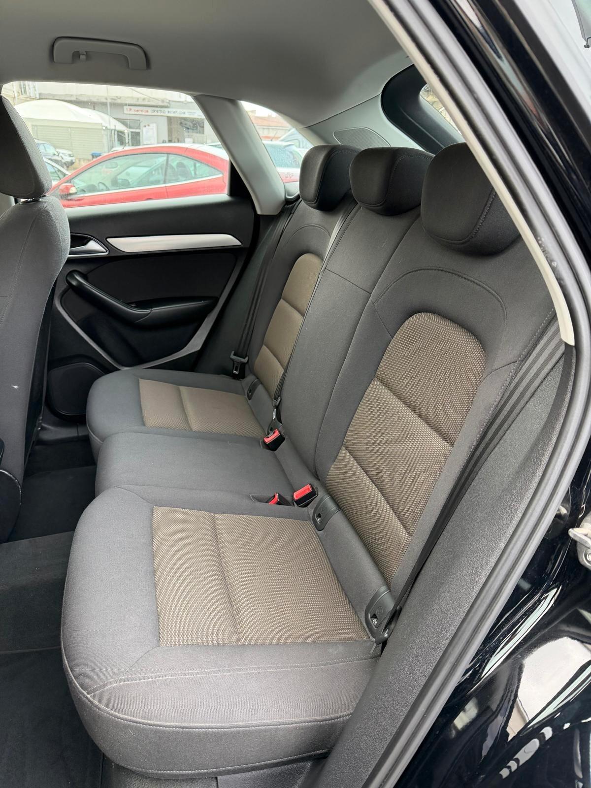 Audi Q3 2.0 TDI Business