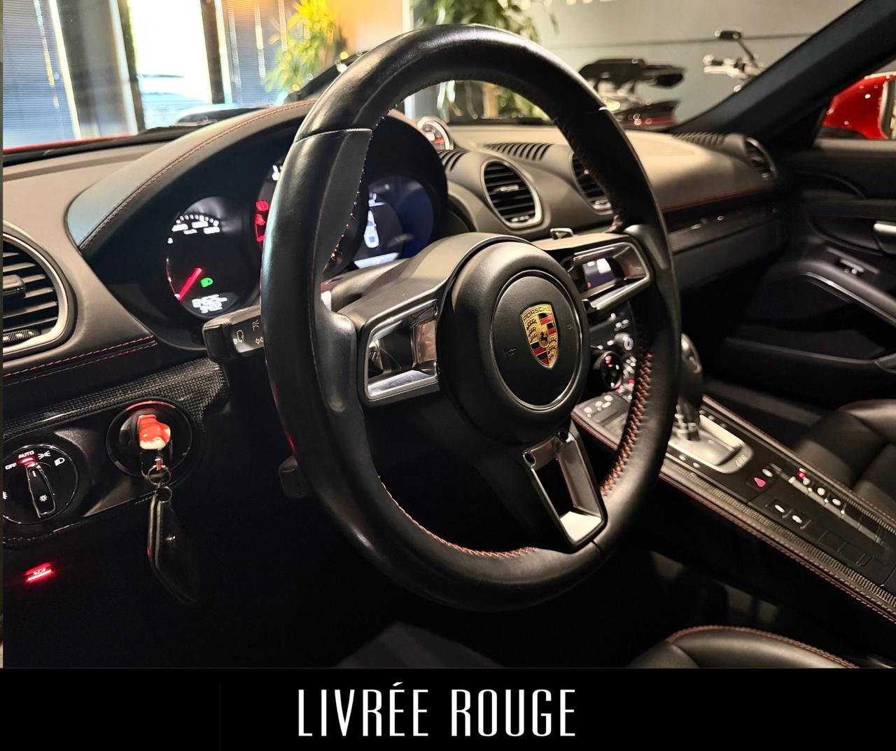 Porsche Cayman 718 2.0 300cv PDK