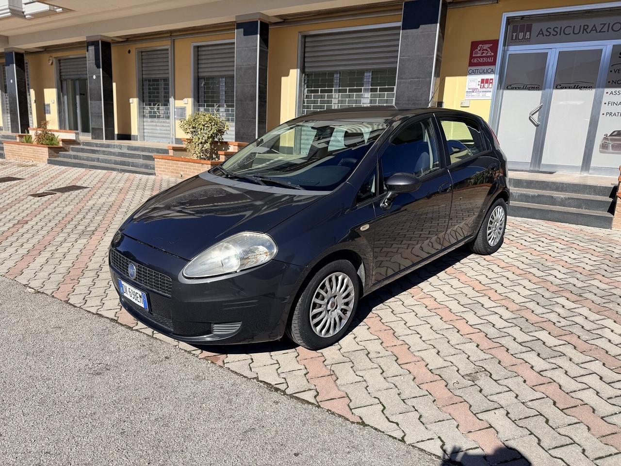 FIAT GRANDE PUNTO 1.2 5P