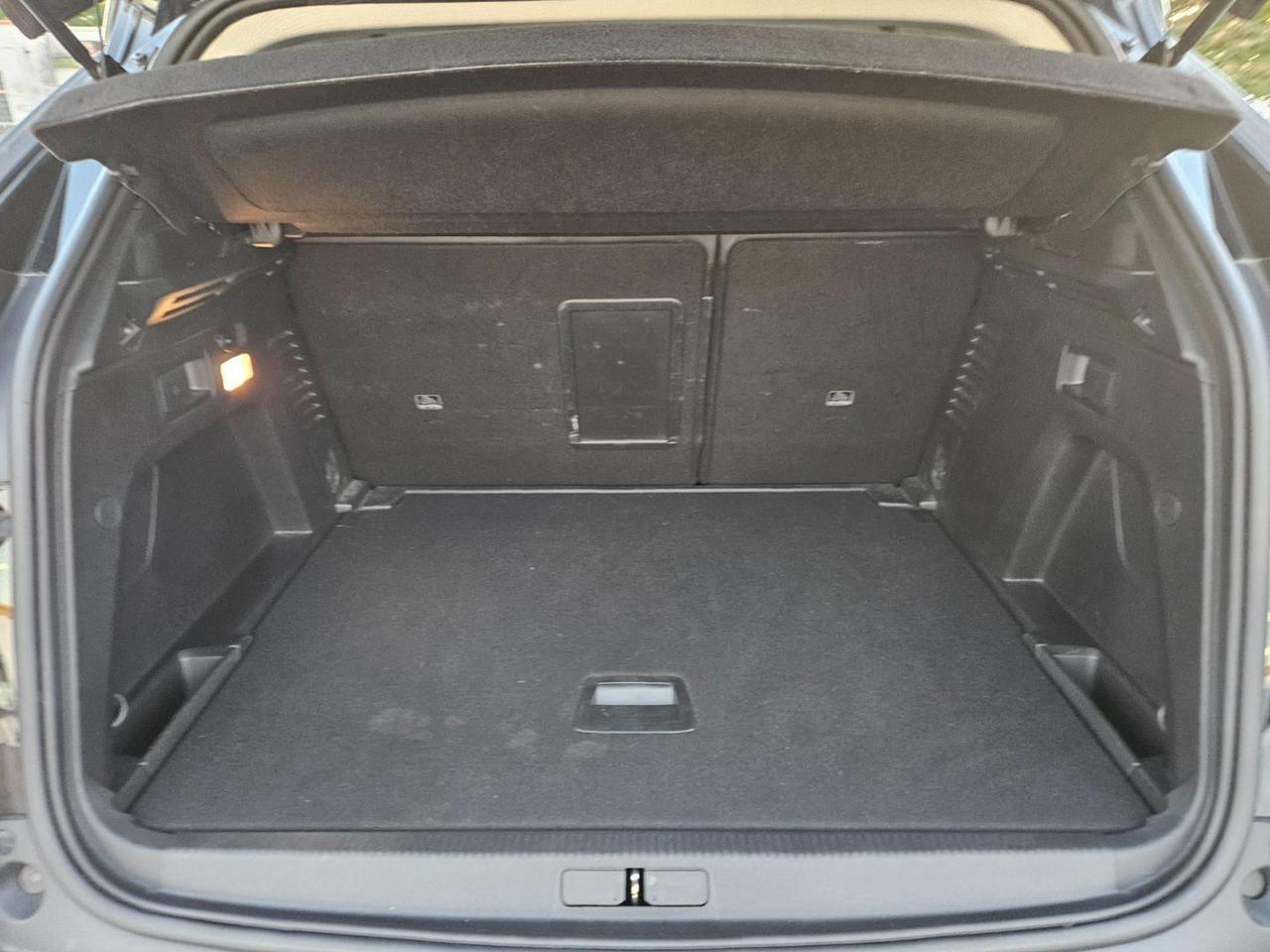 Peugeot 3008 BlueHDi 130 S&S EAT8 Allure Pack