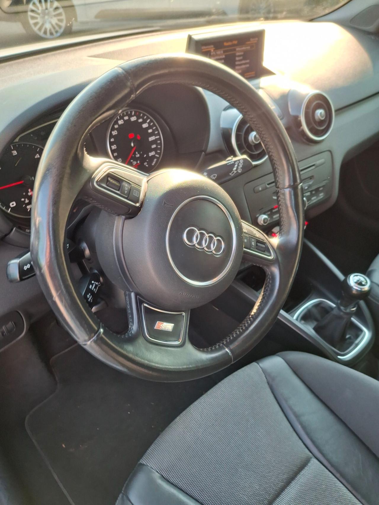 Audi A1 SPB 1.6 TDI Attraction