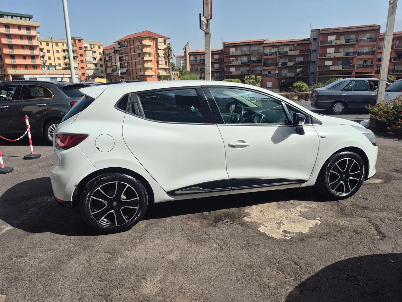 Renault Clio dCi 8V 75 CV Start&Stop 5 porte Energy Duel