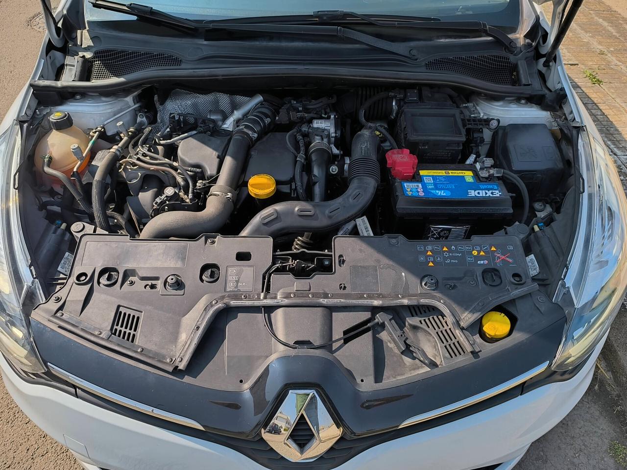 RENAULT CLIO MOSCHINO 1.5 HDI 75cv LED/NAVI/SES.POST/RETROCA