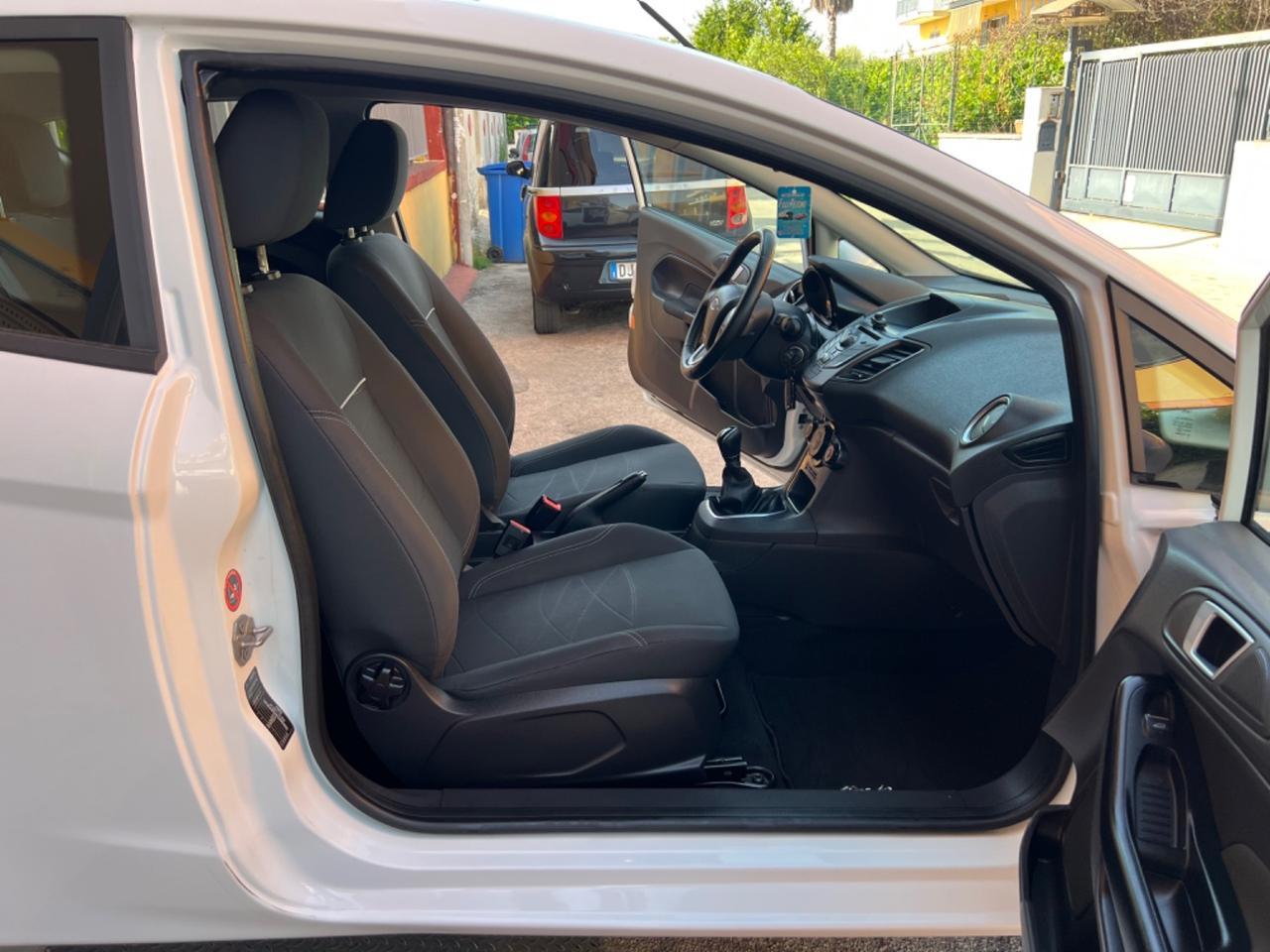 Ford Fiesta 1.5 TDCi 75CV 3 porte