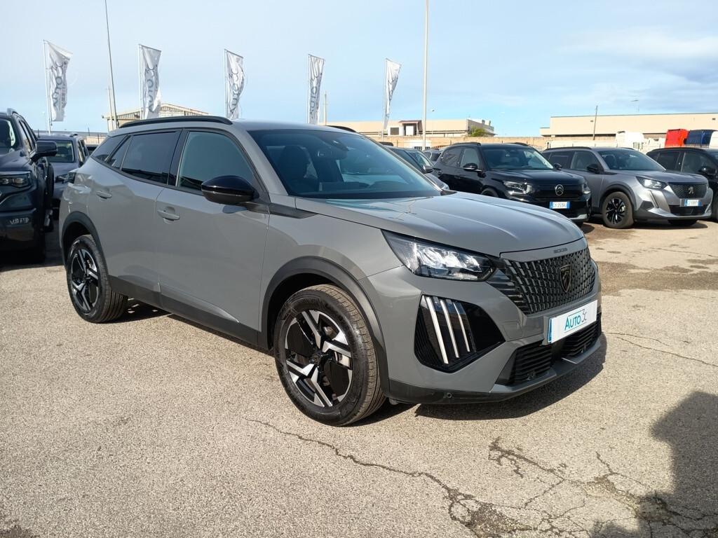 Peugeot 2008 1.2 100cv Allure