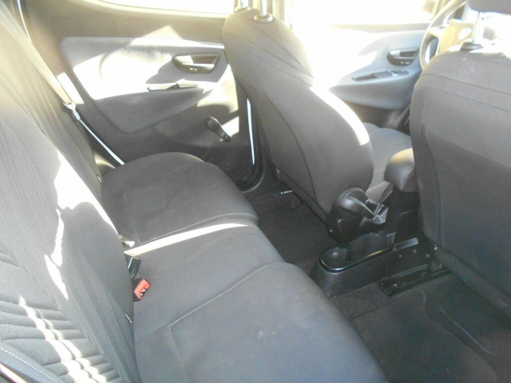 Lancia Ypsilon 1.0 FireFly Hybrid Gold Plus