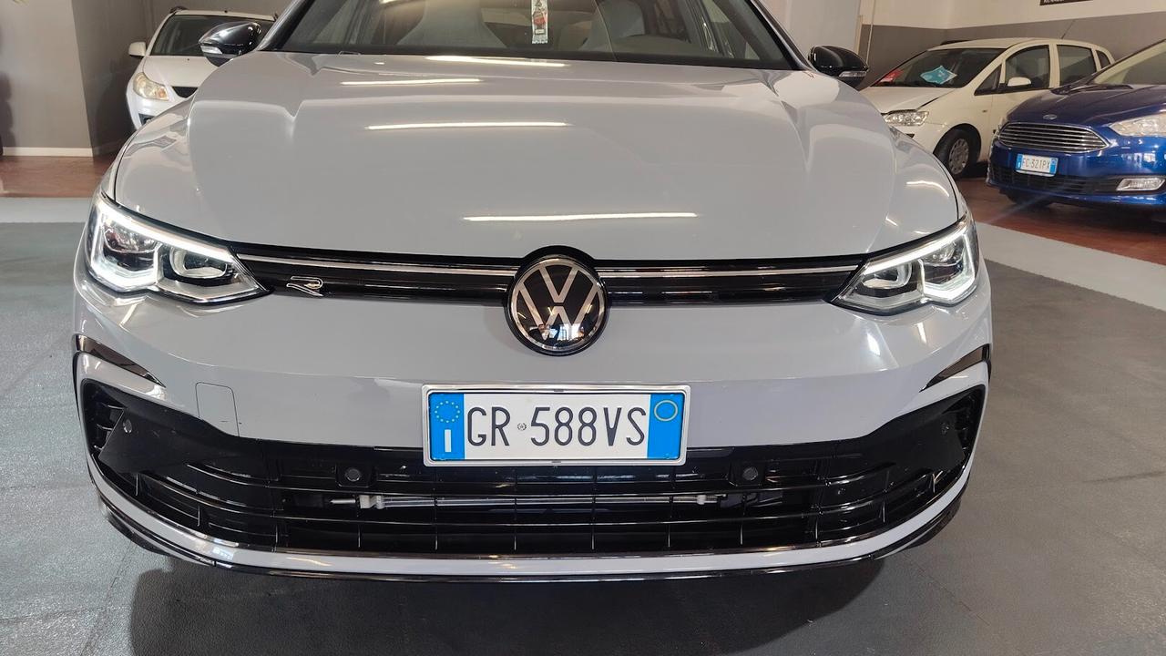 Volkswagen Golf 2.0 TDI 150 CV DSG SCR R-Line