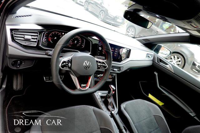 VOLKSWAGEN Polo 2.0 TSI DSG GTI PANO-ALCANTARA-18"