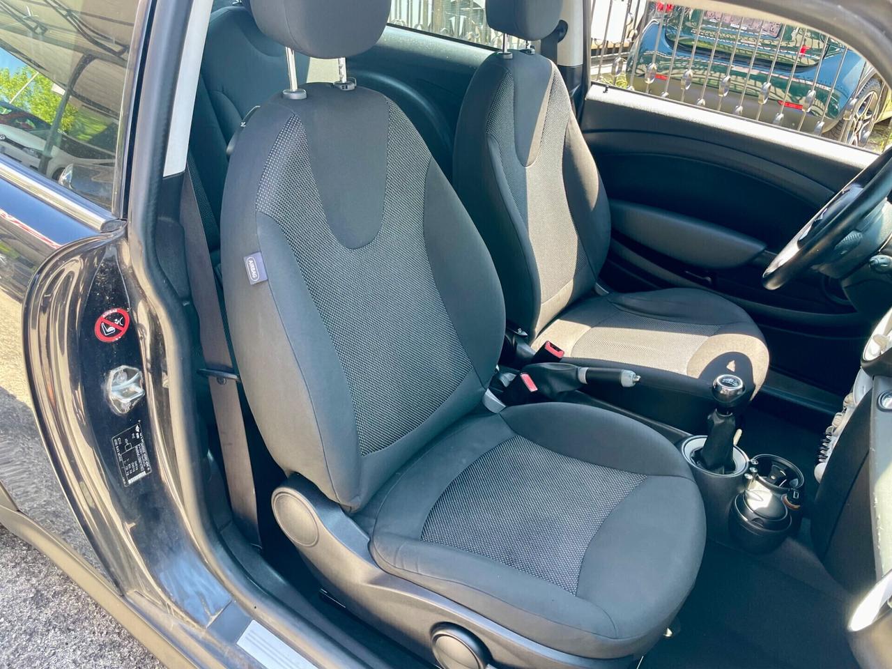 Mini Mini 1.6 16V Cooper D