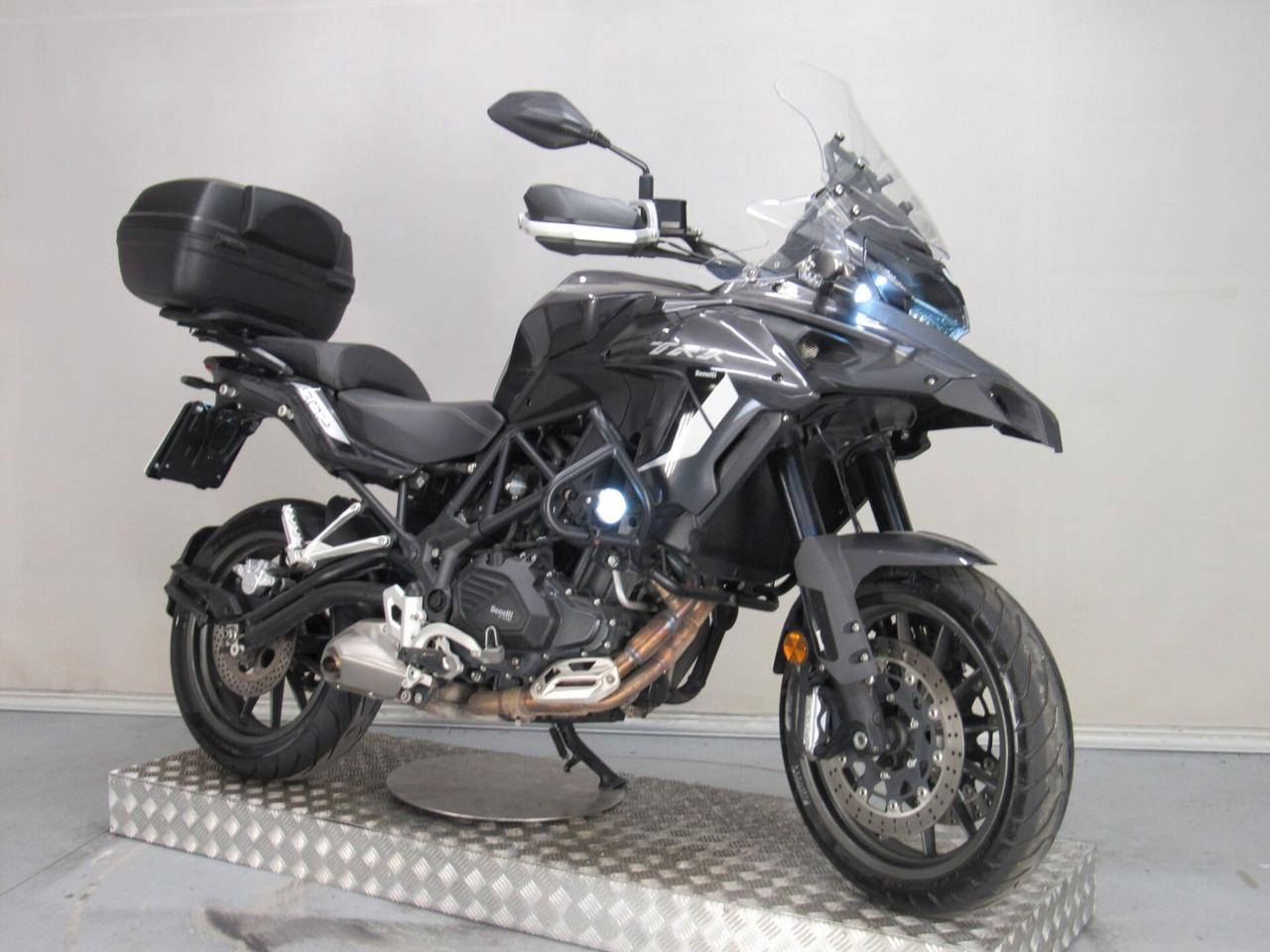 Benelli TRK 502 ABS