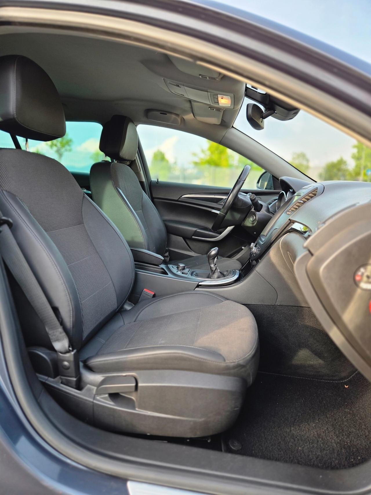 Opel Insignia 2.0 CDTI Sports Tourer Cosmo