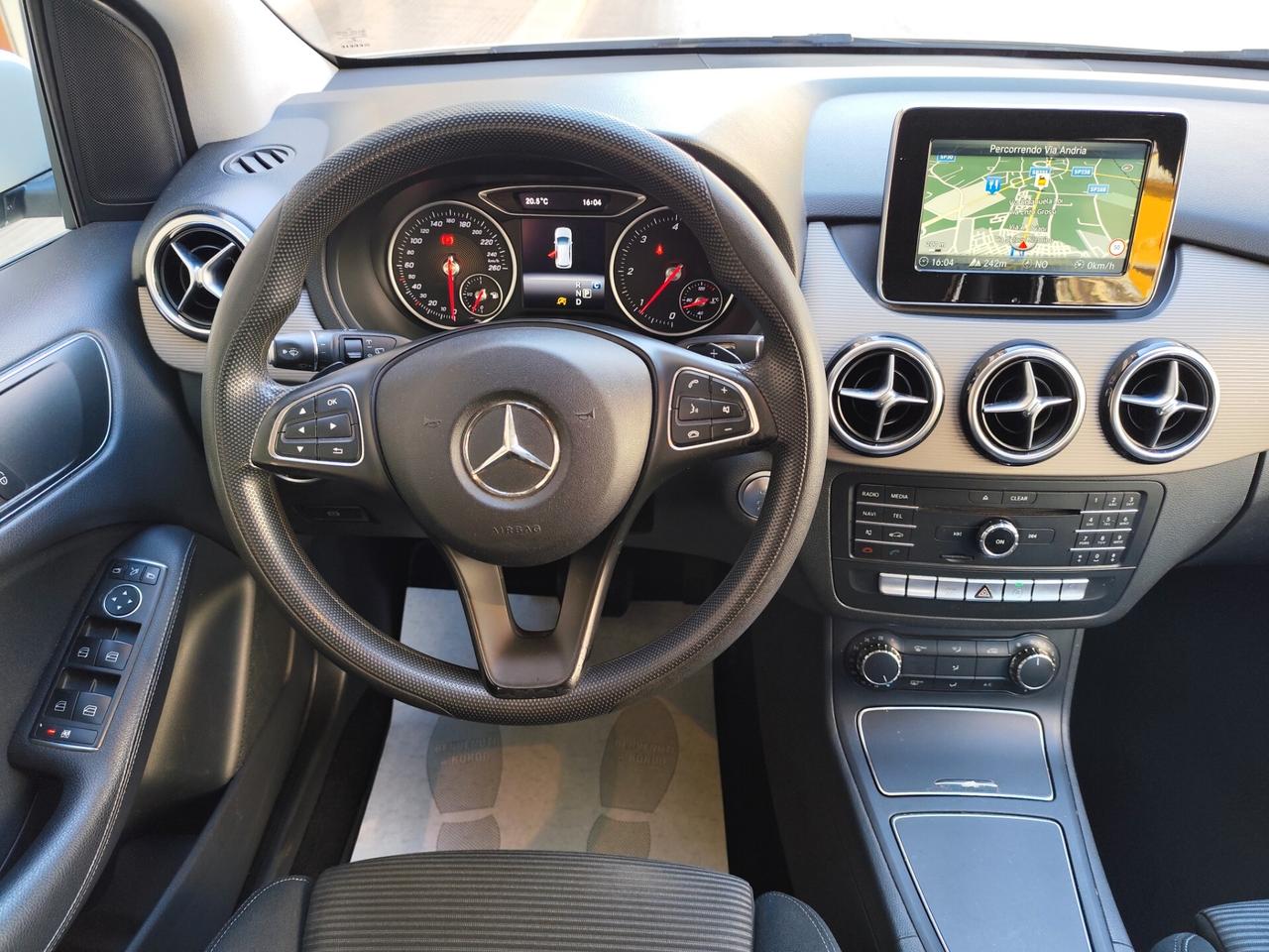 Mercedes-benz B 180 d 109cv Automatica NAVI