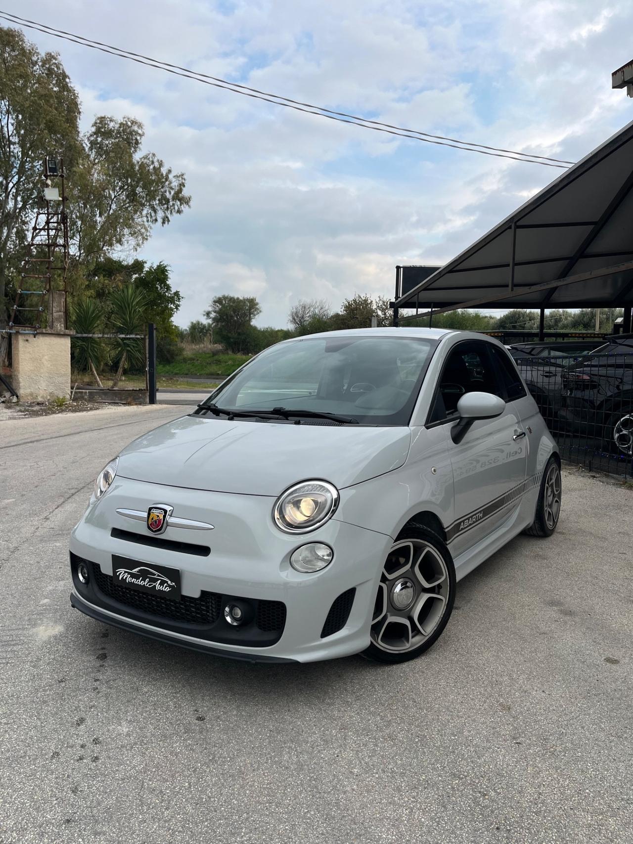 Abarth 500 1.4 Turbo T-Jet Custom