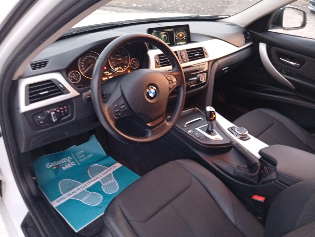 Bmw 320d xDrive Touring Luxury