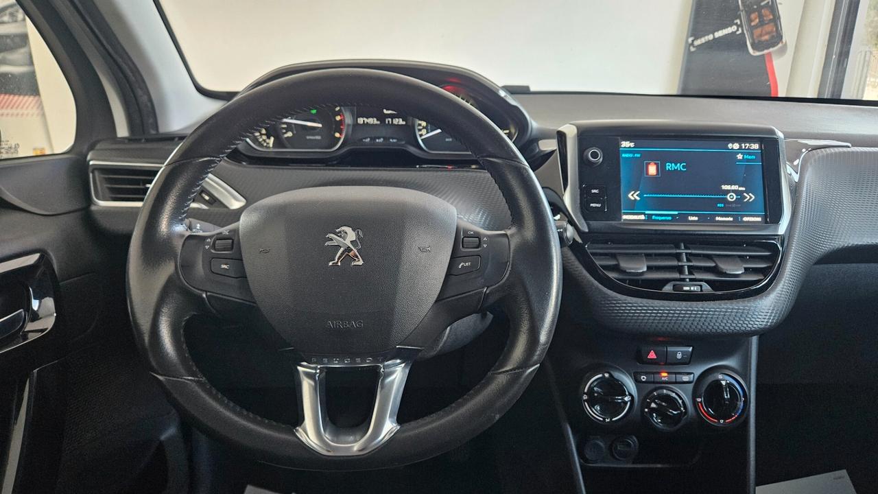 Peugeot 208 BlueHDi 100 S&S 5 porte Allure