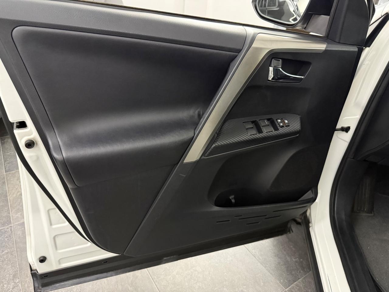 Toyota RAV 4 RAV4 2.2 4WD 150 Cv