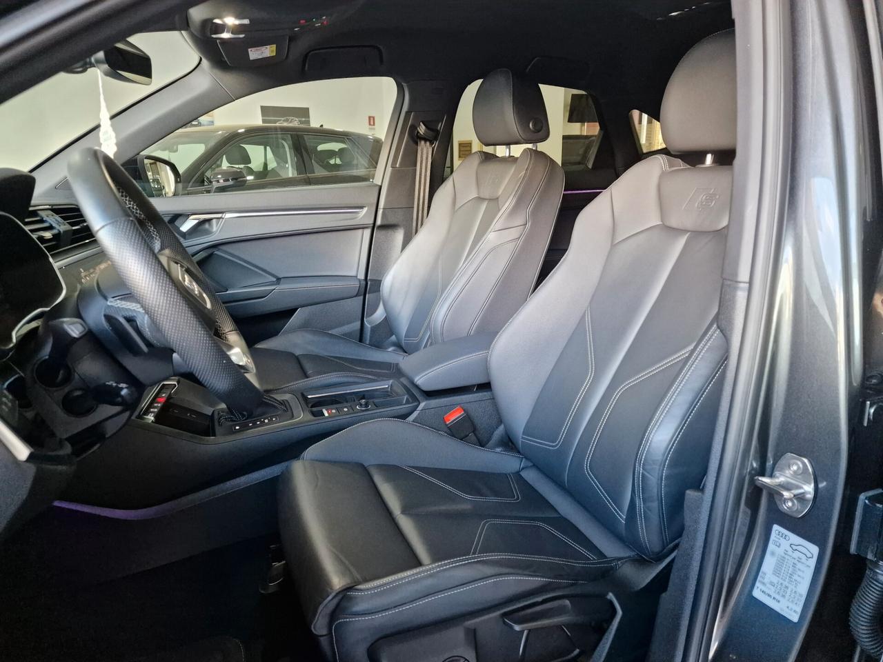 Audi Q3 Sportback 35 TDI S-tronic Identity Black