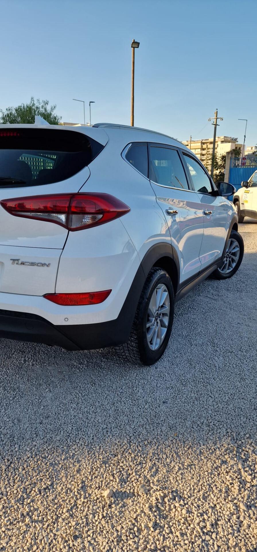 Hyundai Tucson 1.7 CRDi XPossible 2015 PERFETTA