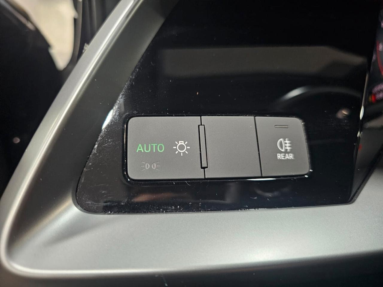 NUOVA AUDI A3 SPORTBACK S-LINE 35 TDI 150CV S-TRONIC IDENTITY BLACK