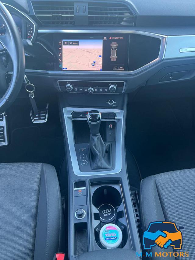 AUDI Q3 35 TDI quattro S tronic Business Advanced