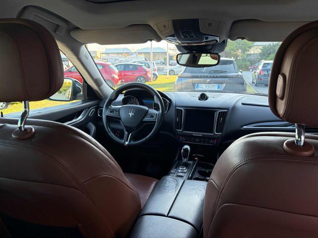 MASERATI Levante V6 Diesel 275 CV AWD