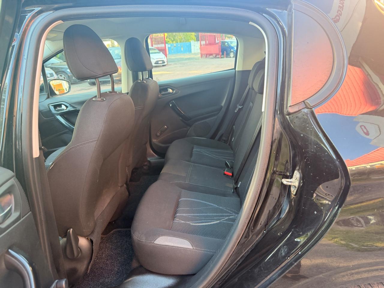 Peugeot 208 1.4 VTi 95 CV 3p. GPL Allure